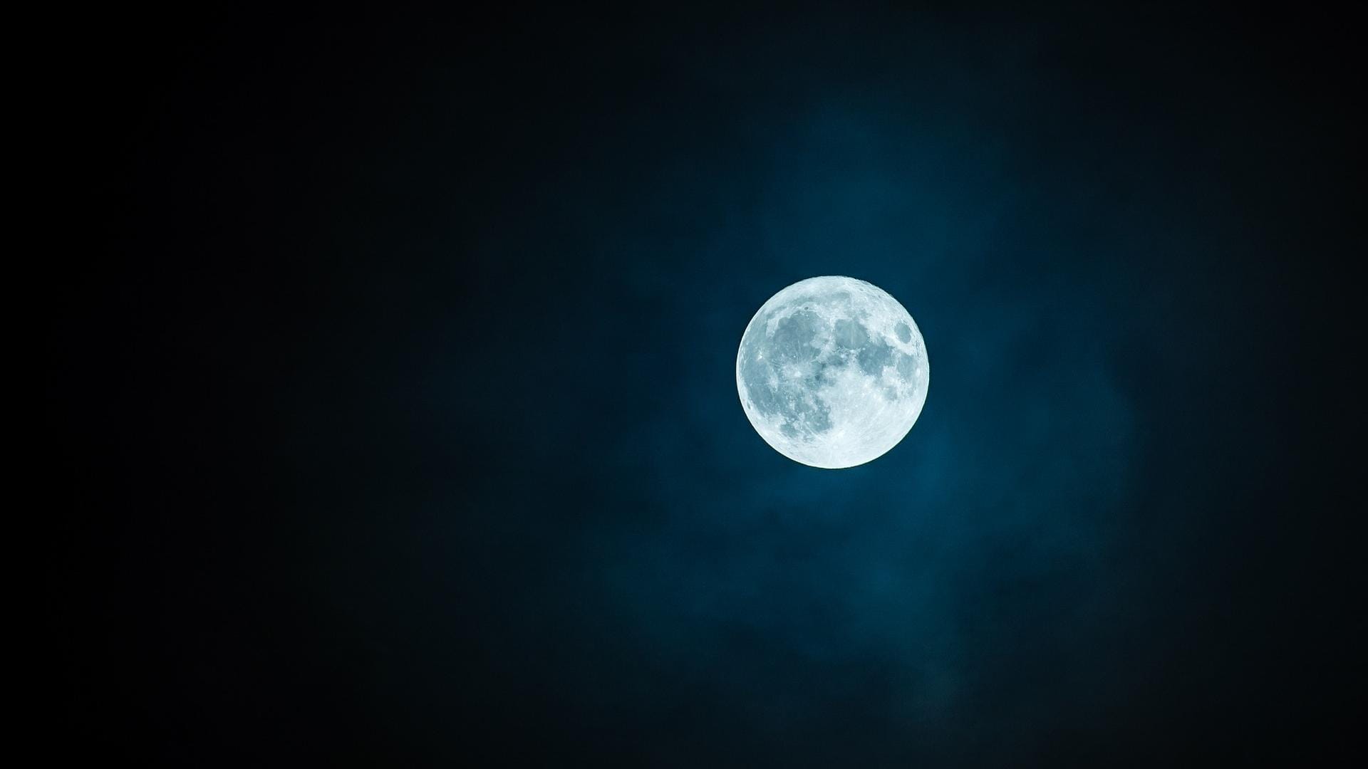 Moon Trek – Escursione guidata al chiaro di luna tra le Piccole Dolomiti